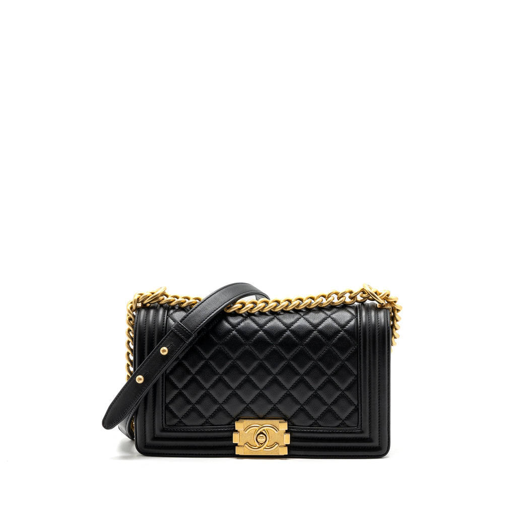 chanel-medium-boy-bag-calfskin-black-ghw-2