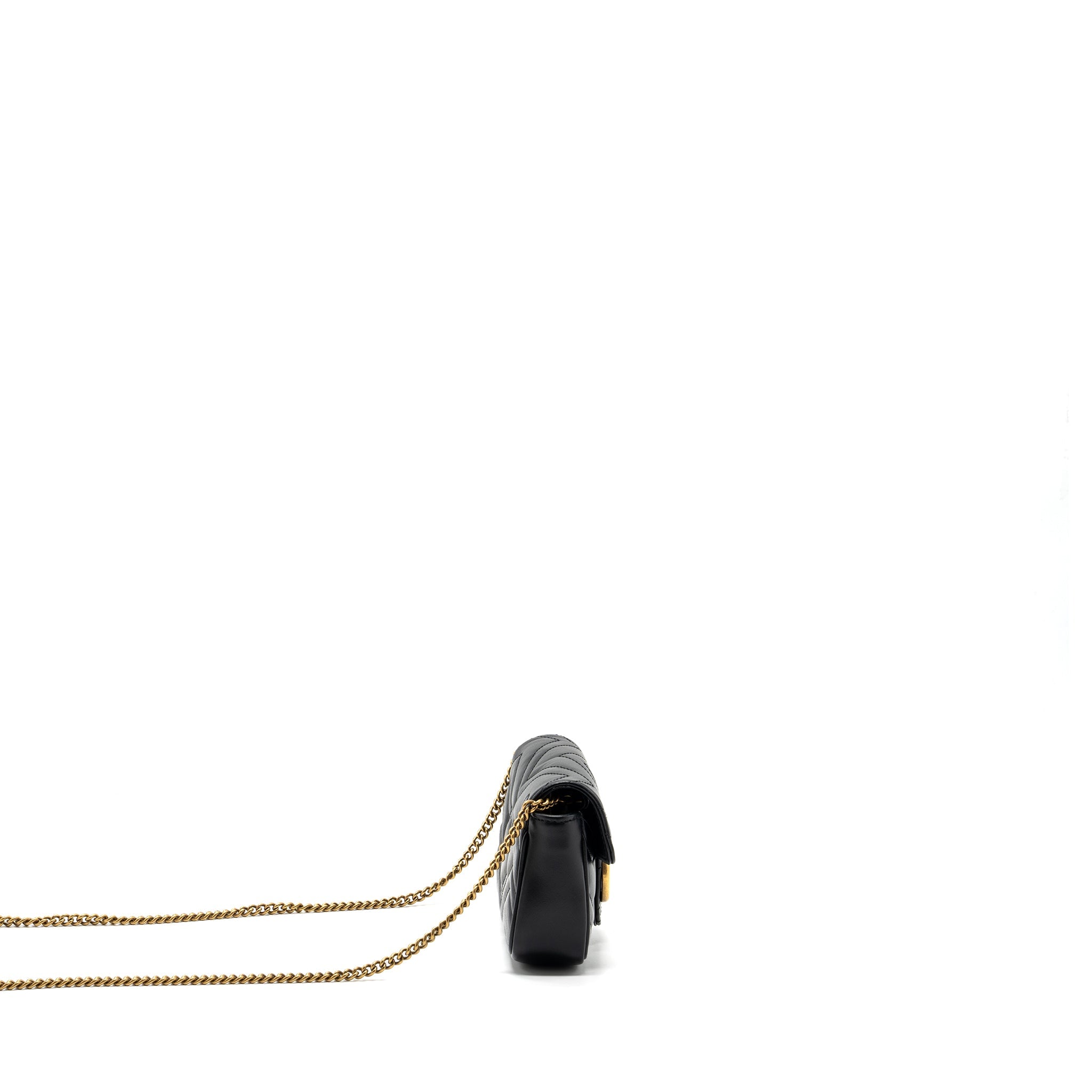 gucci-gg-marmont-super-mini-bag-calfskin-black-ghw-1