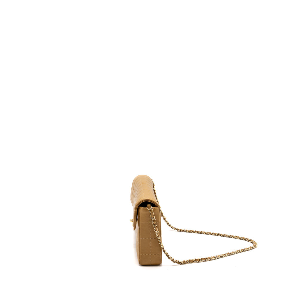 chanel-vintage-flap-bag-dark-beige-ghw
