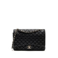chanel-maxi-classic-double-flap-bag-caviar-black-shw