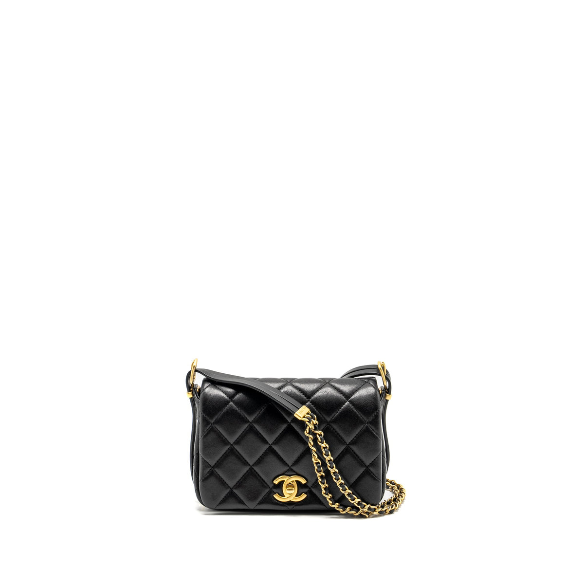 chanel-23b-detail-chains-quilted-flap-bag-lambskin-black-ghwmicrochip