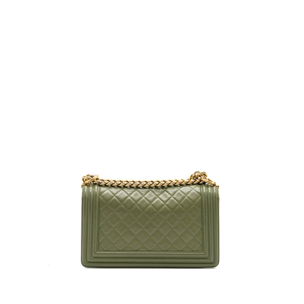 chanel-medium-classic-boy-bag-caviar-black-ghw-1