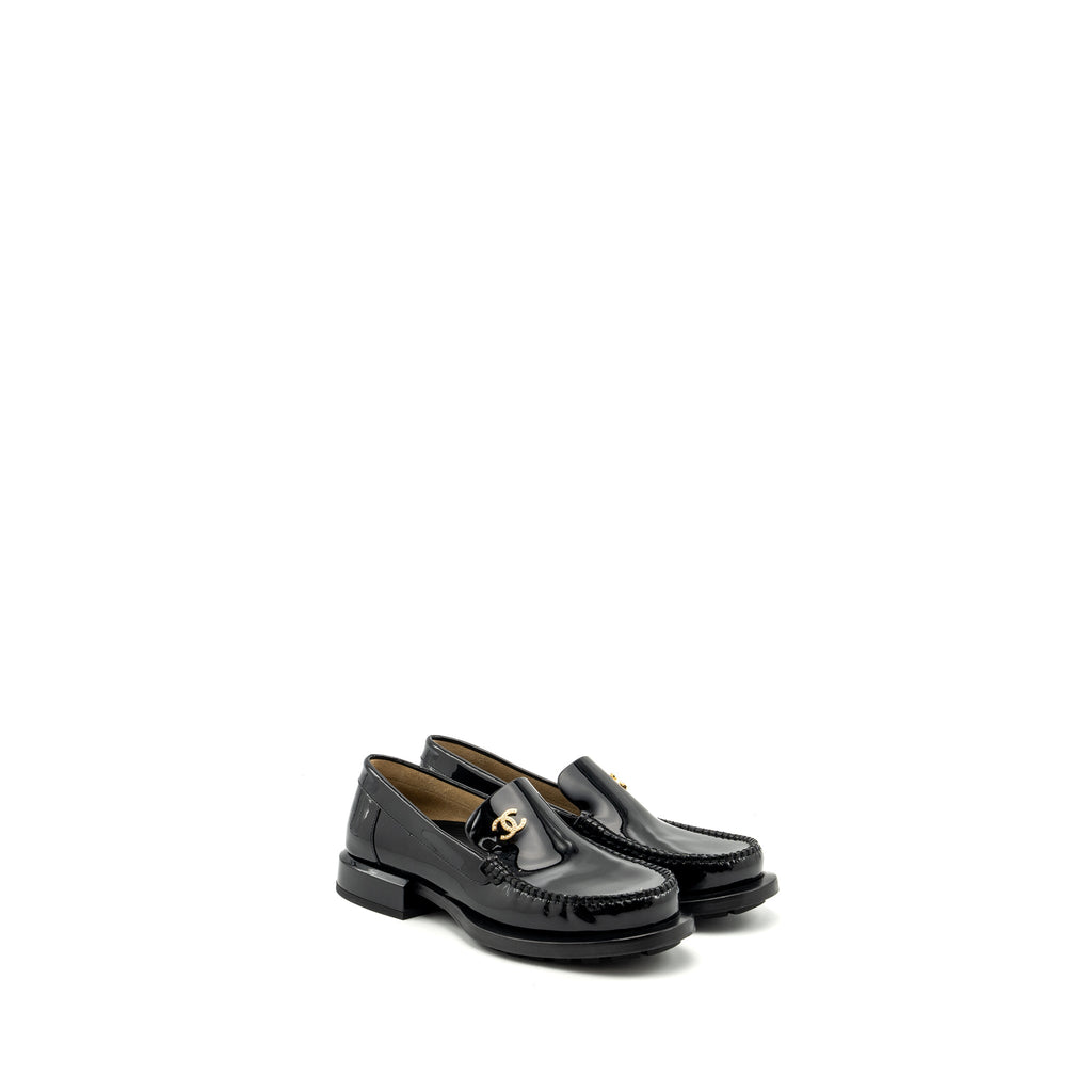 chanel-size-38-5-cc-logo-with-pearl-loafer-patent-black-ghw