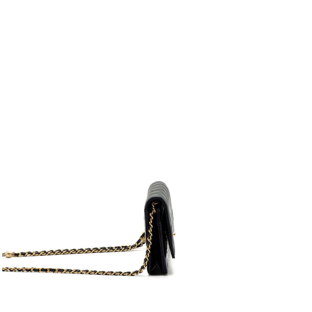 chanel-pearl-crush-wallet-on-chain-lambskin-black-ghw-microchip-10