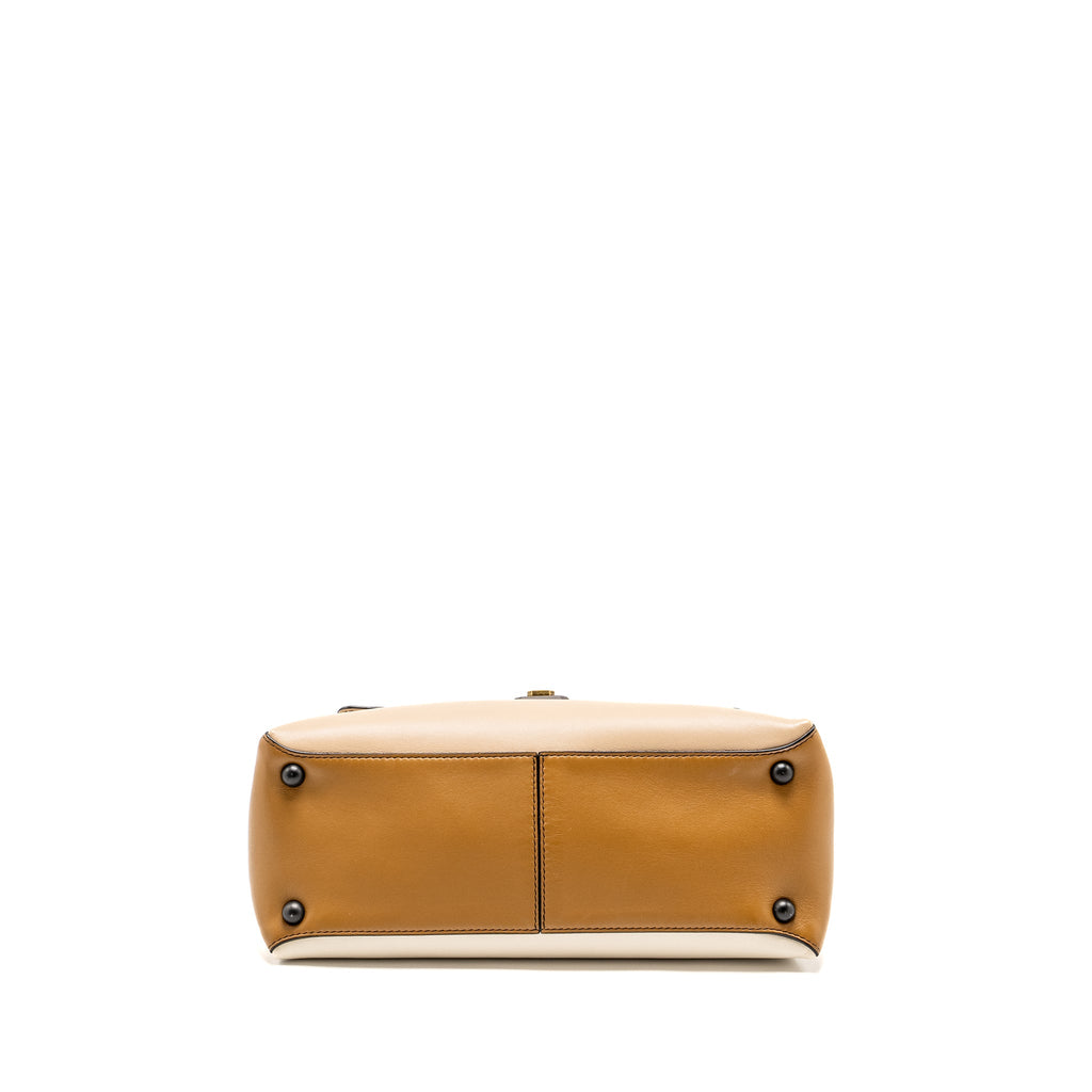 bottega-veneta-top-handle-piazza-bag-nappa-leather-white-beige-light-brown-ghw