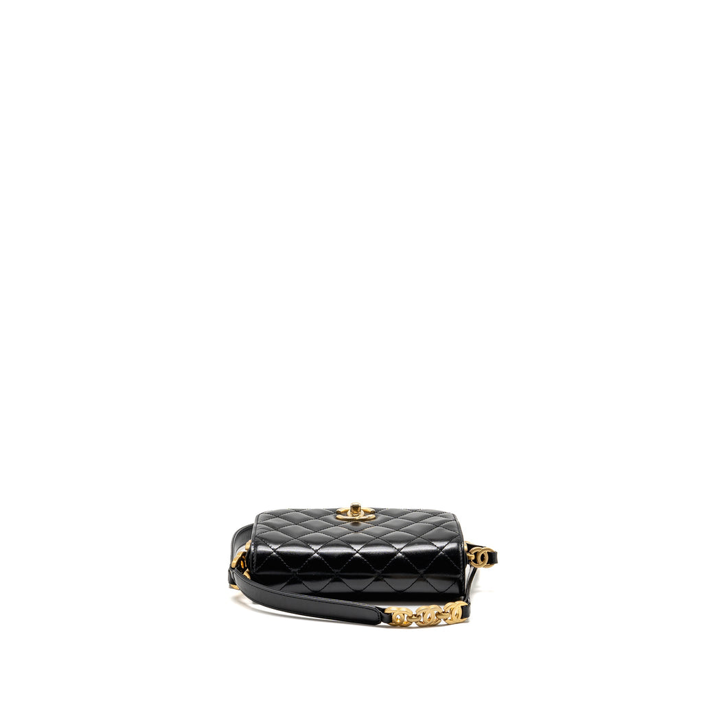 chanel-black-t7jh8ak3