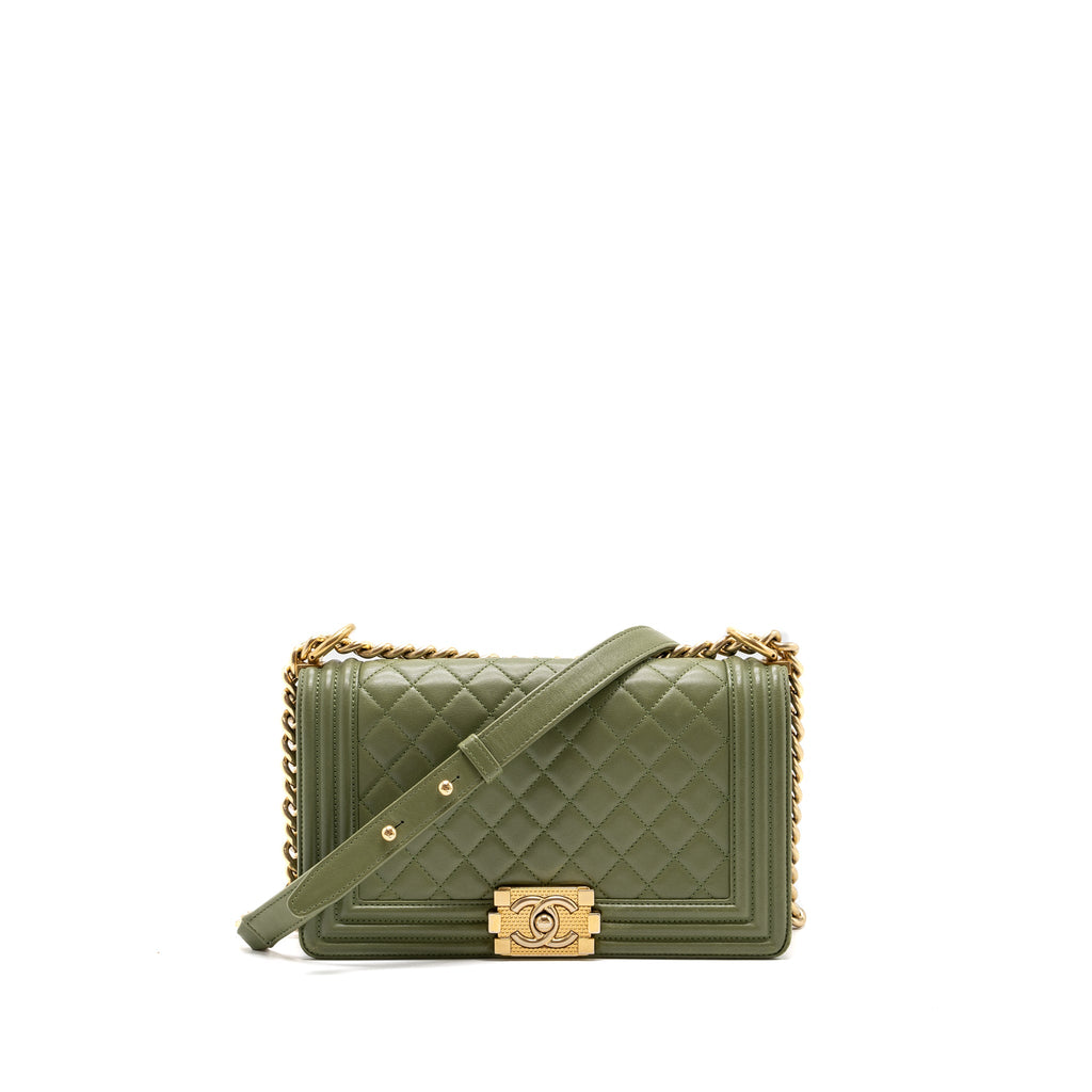 chanel-medium-classic-boy-bag-caviar-black-ghw-1