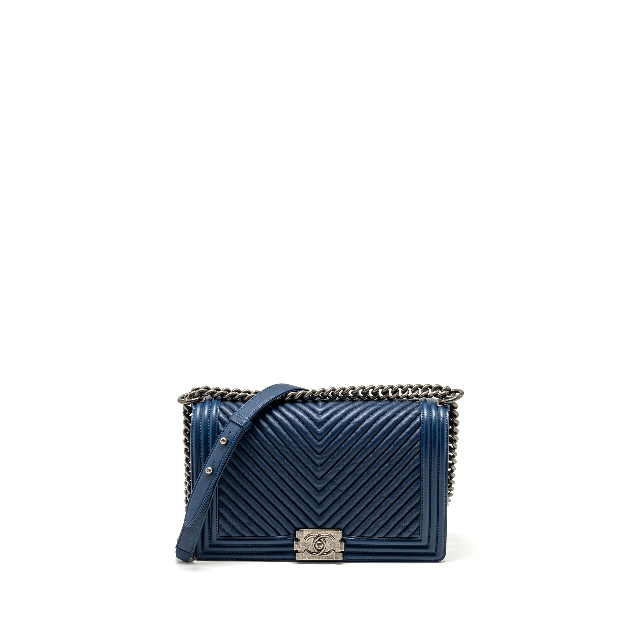 chanel-new-medium-boy-bag-chevron-calfskin-blue-ruthenium-shw