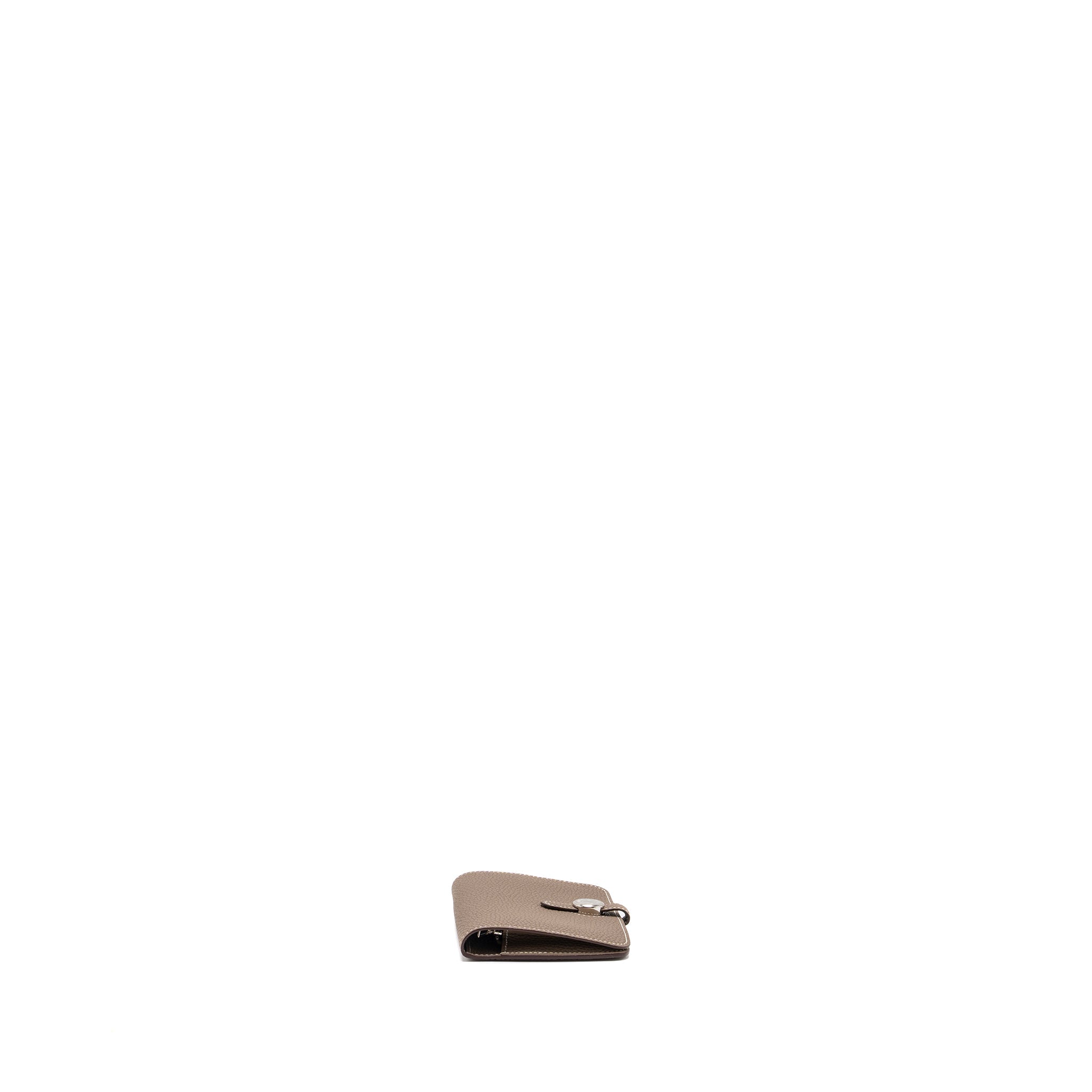 hermes-dogon-compact-wallet-togo-etoupe-shw-stamp-d-copy