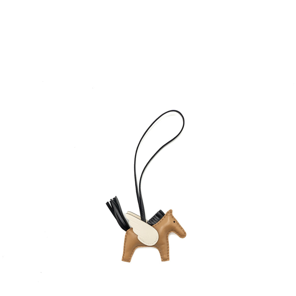 hermes-rodeo-pegase-pm-bag-charm-sesame-noir-blanc-stamp-z