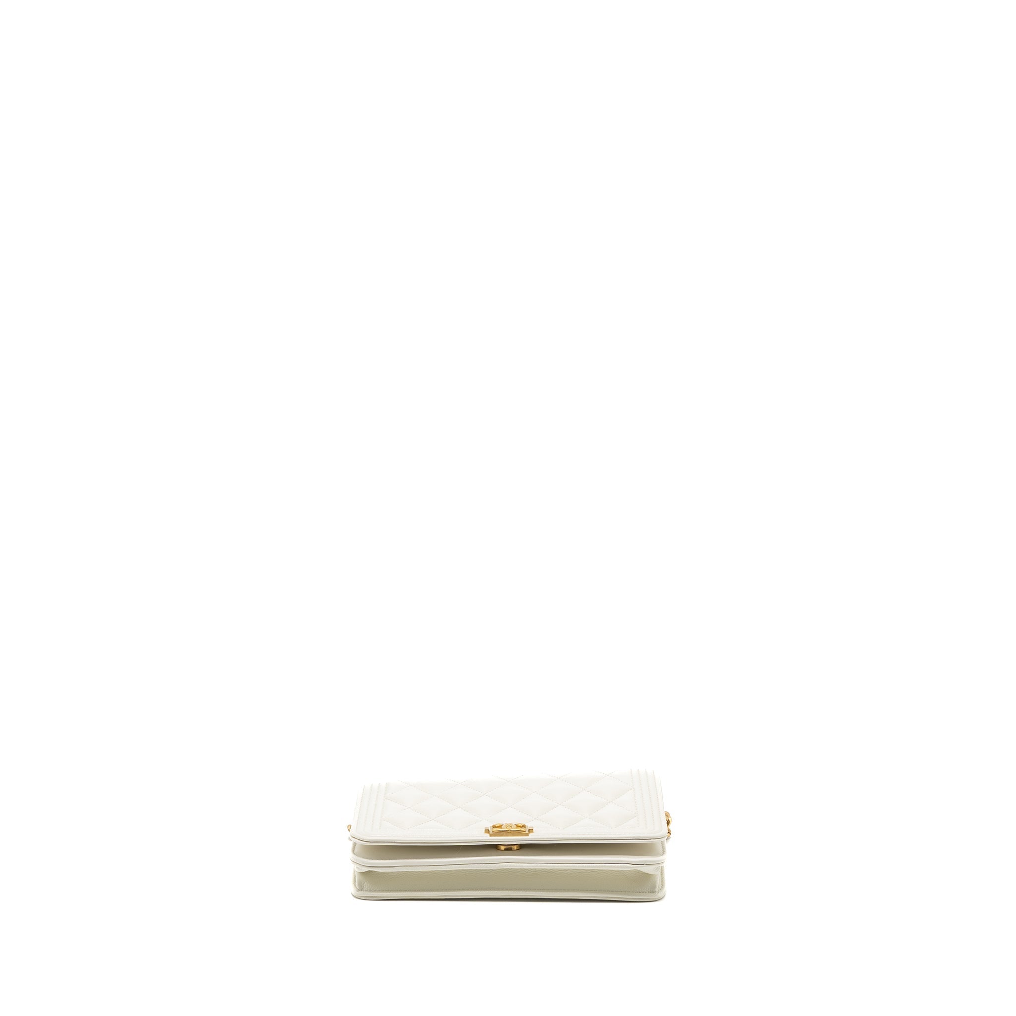 chanel-classic-boy-wallet-on-chain-caviar-white-ghwmicrochip