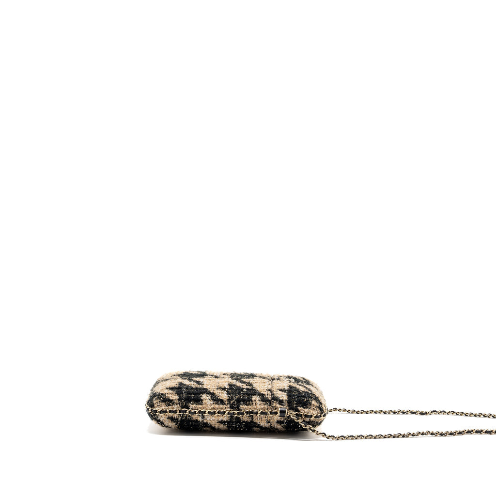 chanel-vertical-phone-case-tweed-multicolor-black-light-brown-lghw