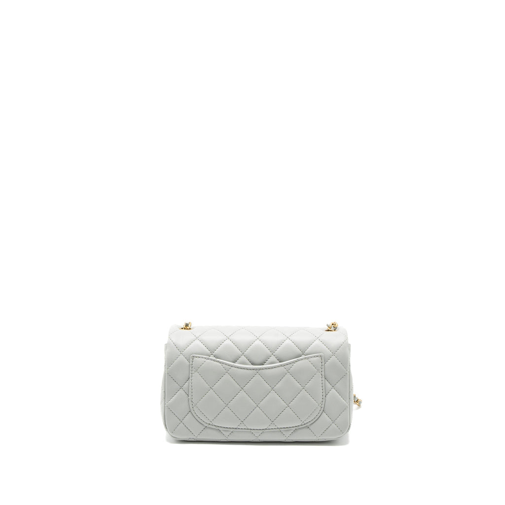 copy-of-chanel-pearl-crush-mini-rectangular-lambskin-light-grey-brushed-ghw-microchip
