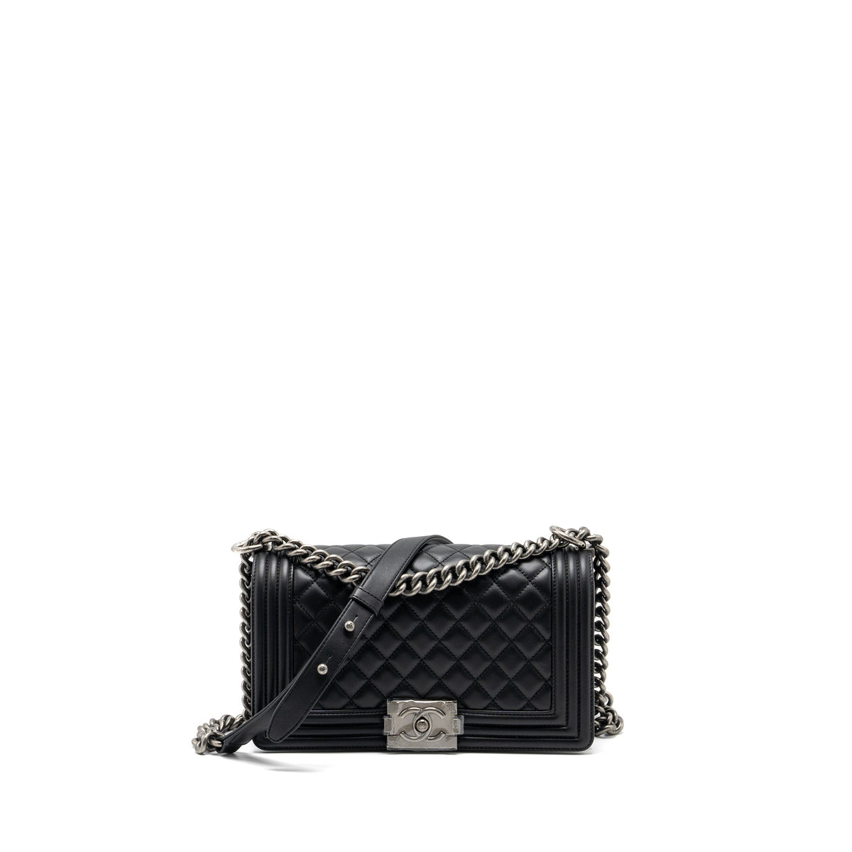 chanel-medium-boy-bag-calfskin-black-ruthenium-hardware