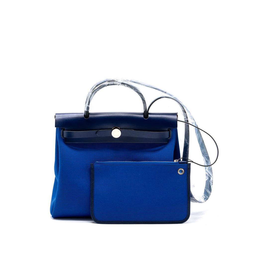 hermes-herbag-31-zip-bag-canvas-hunter-leather-blue-billard-blue-saphir-shw-stamp-u