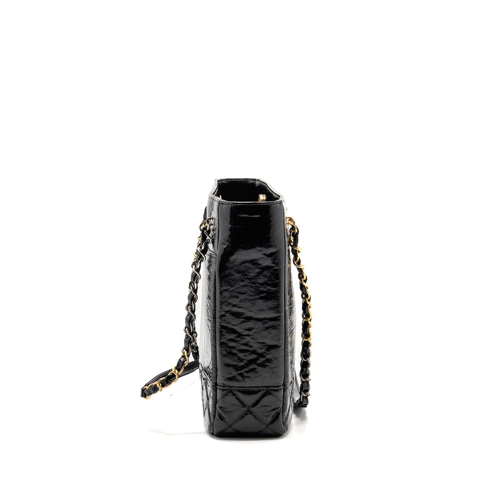 chanel-paris-31-rue-cambon-timeless-shopping-tote-quilted-shiny-aged-calfskin-black-multicoloured-hardware