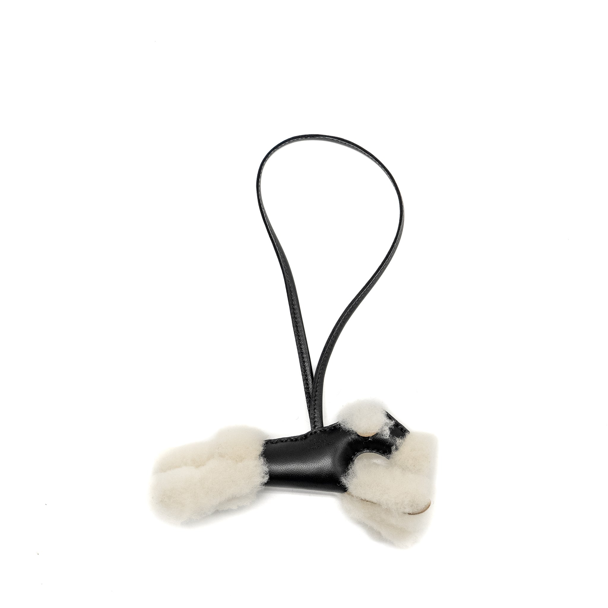 hermes-budy-charm-shearing-leather-black