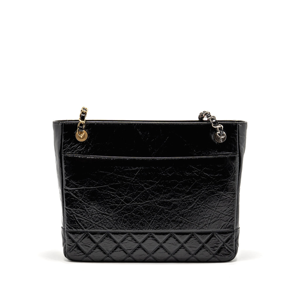 chanel-paris-31-rue-cambon-timeless-shopping-tote-quilted-shiny-aged-calfskin-black-multicoloured-hardware
