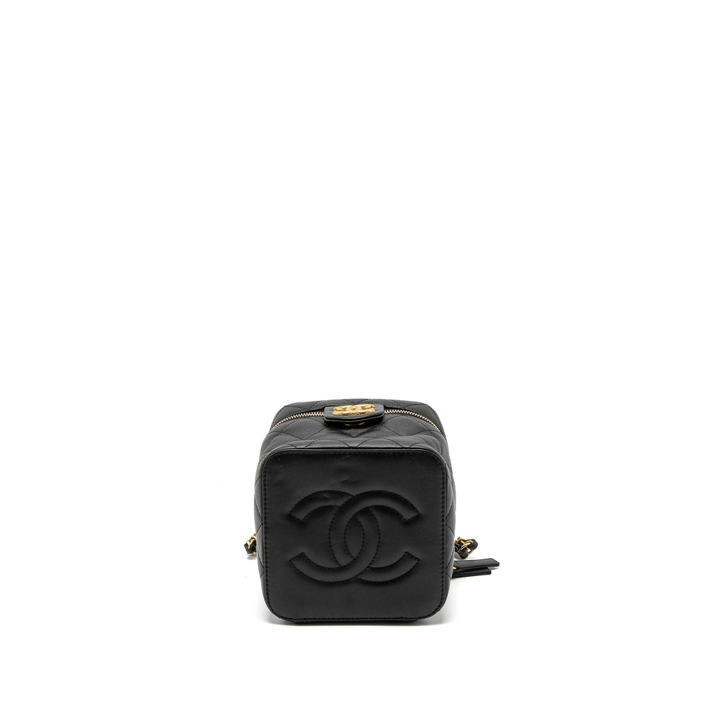 copy-of-chanel-top-handle-vanity-crossbody-bag-calfskin-black-brushed-ghw-microchip