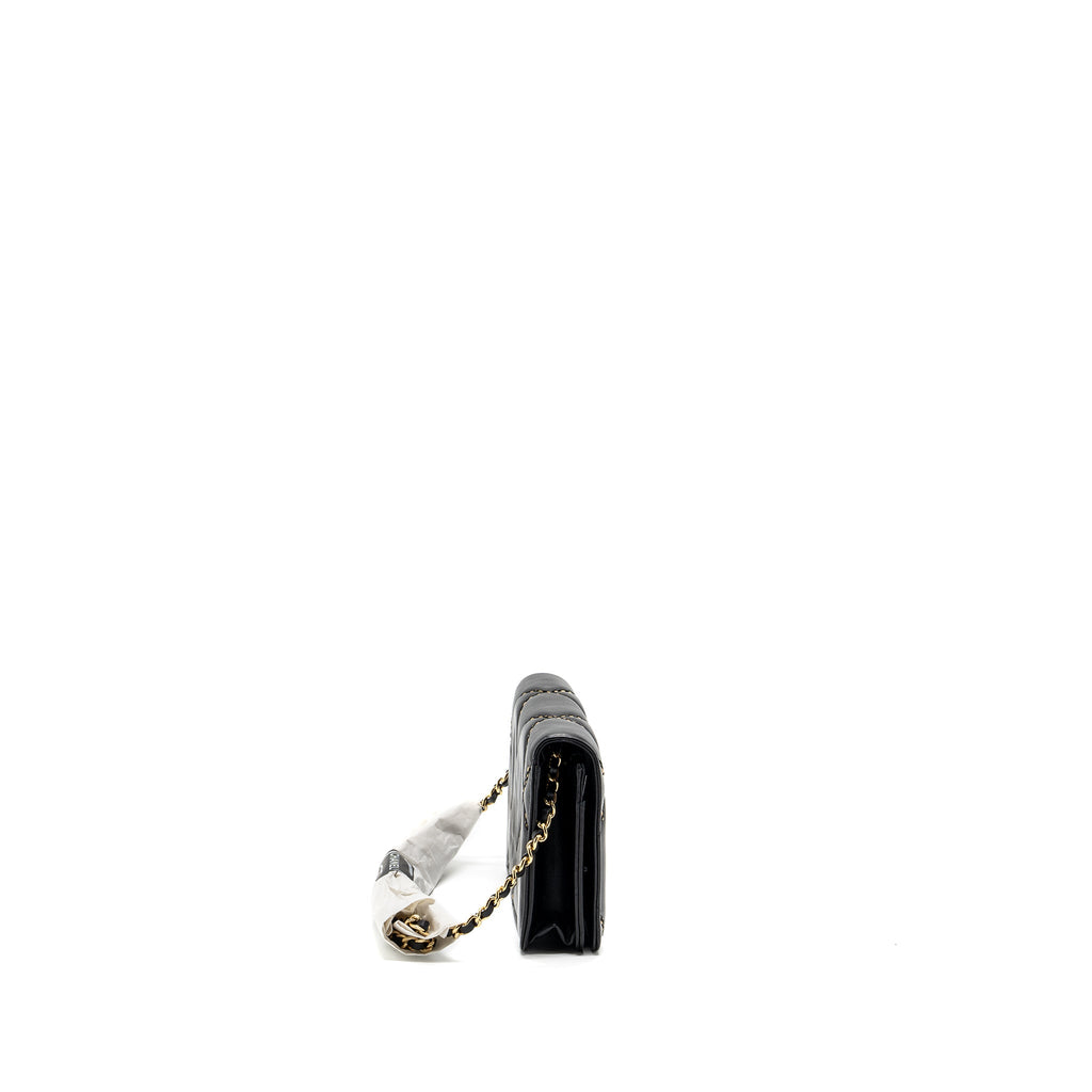 chanel-wallet-on-chain-shining-calfskin-black-ghw-microchip