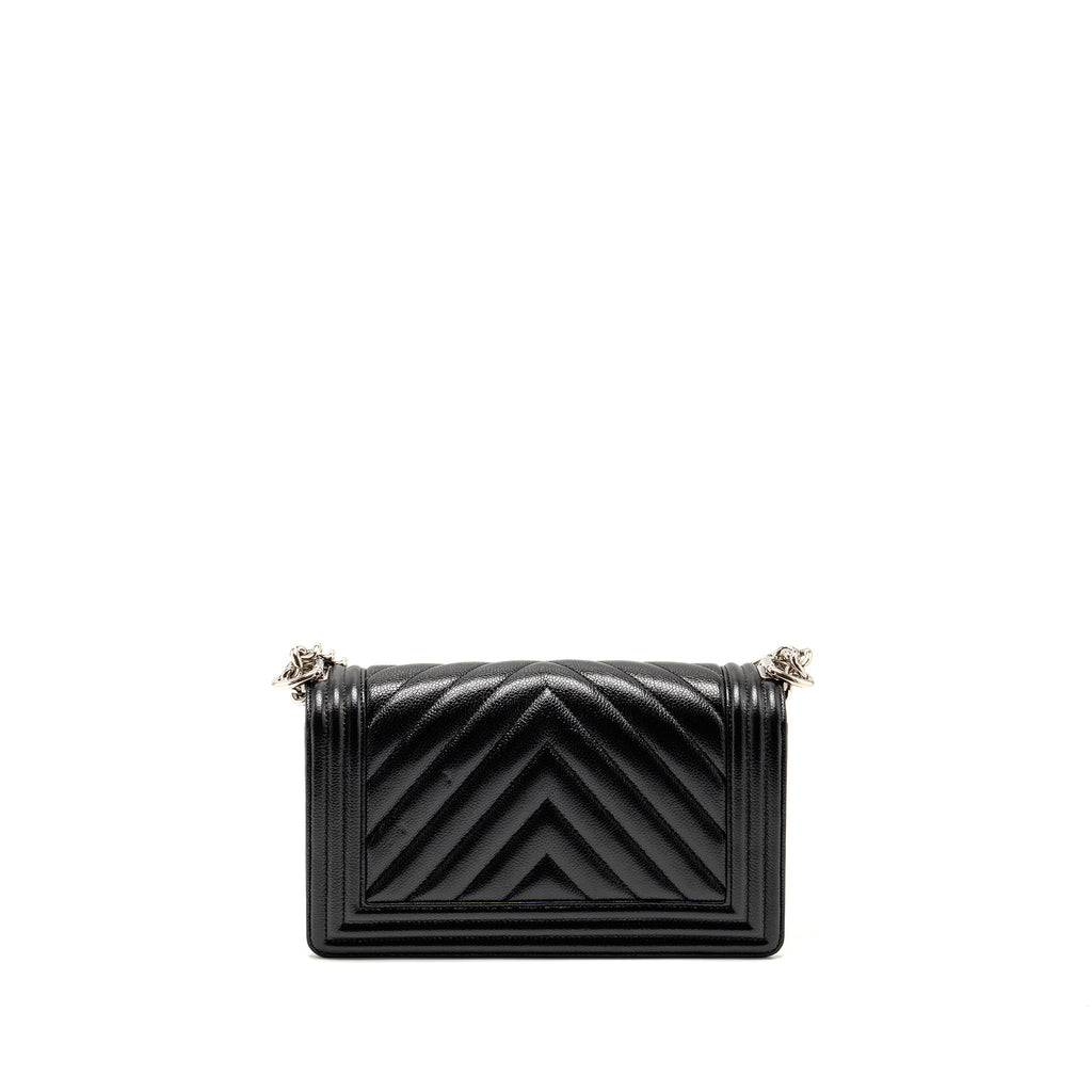 chanel-chevron-medium-boy-bag-caviar-black-shw