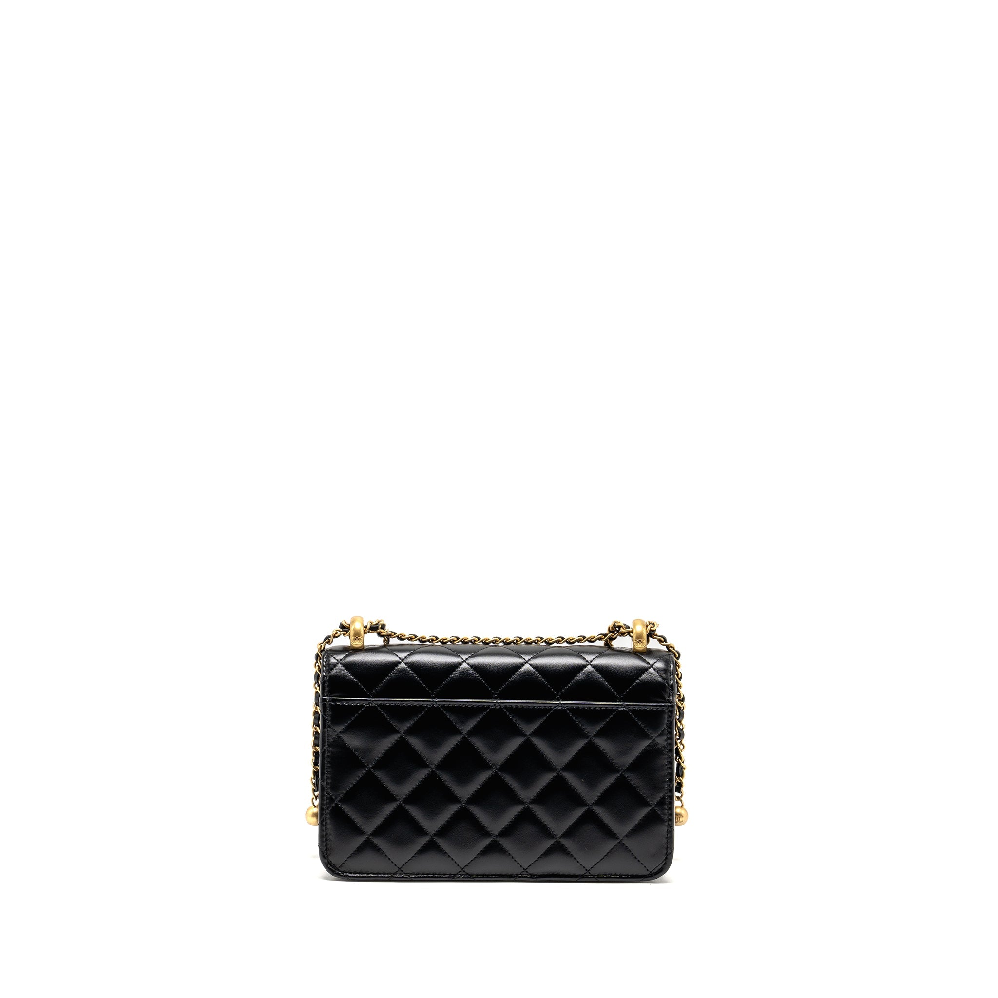 chanel-24c-gold-crush-wallet-on-chain-calfskin-black-ghwmicrochip