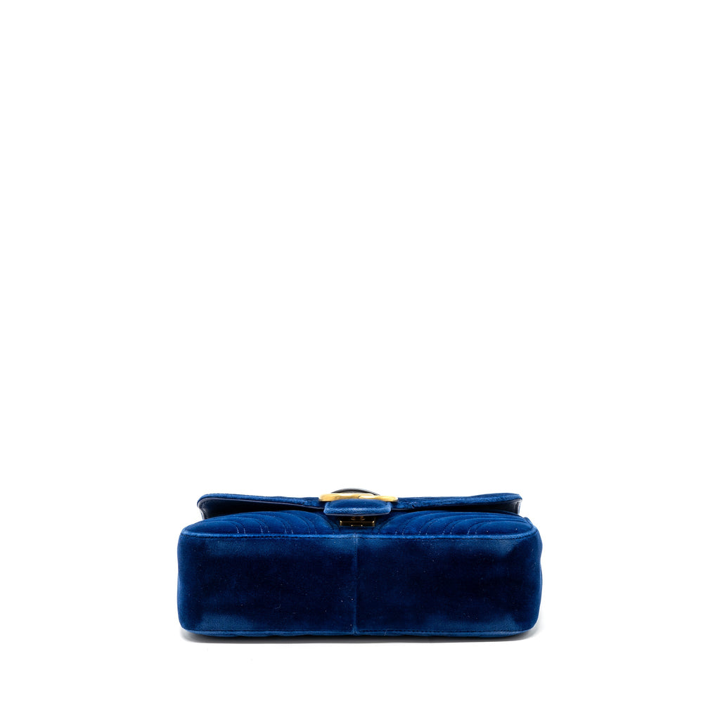 gucci-gg-marmont-shoulder-bag-velvet-blue-ghw-g-g-18124