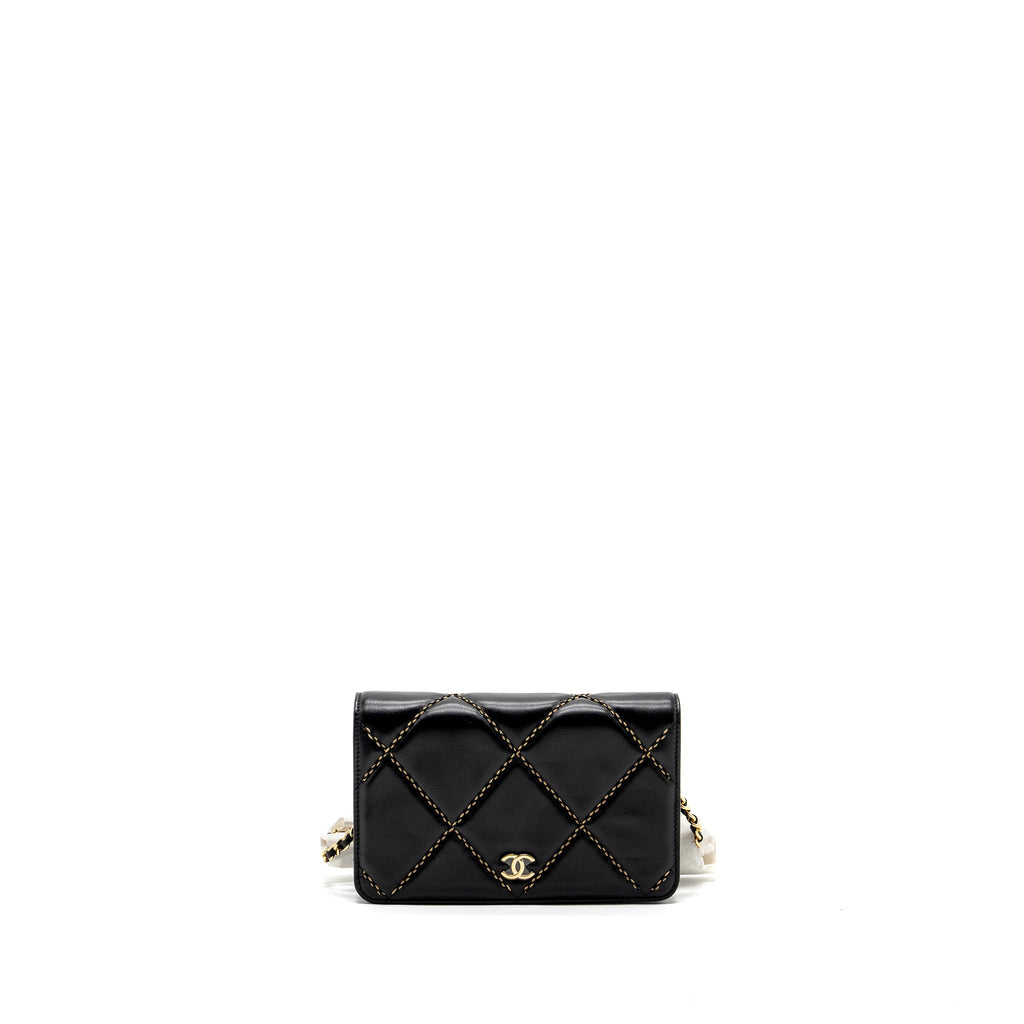 chanel-wallet-on-chain-shining-calfskin-black-ghw-microchip