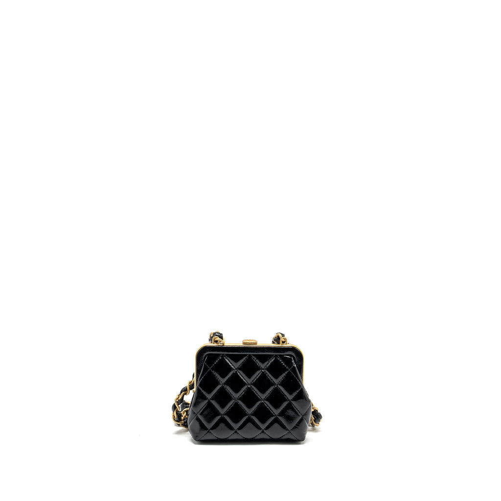 chanel-24a-bowknot-clutch-with-chain-patent-crumpled-lambskin-shiny-lambskin-black-pink-ghw-microchip-copy-1