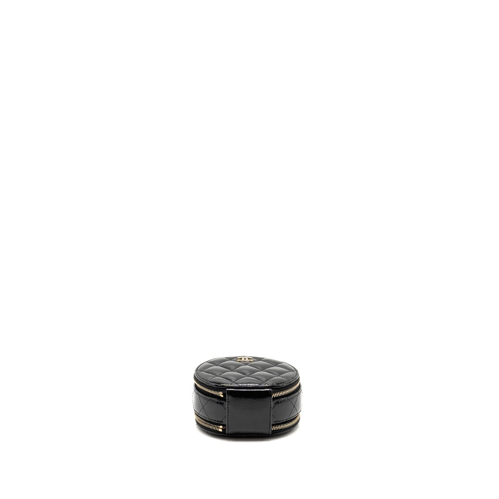 chanel-22b-top-handle-mini-round-vanity-case-with-chain-shiny-leather-black-lghw-microchip