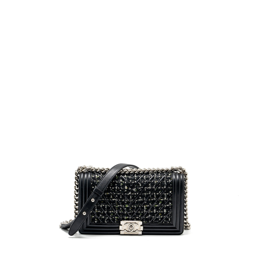 chanel-medium-boy-bag-tweed-calfskin-multicolour-shw