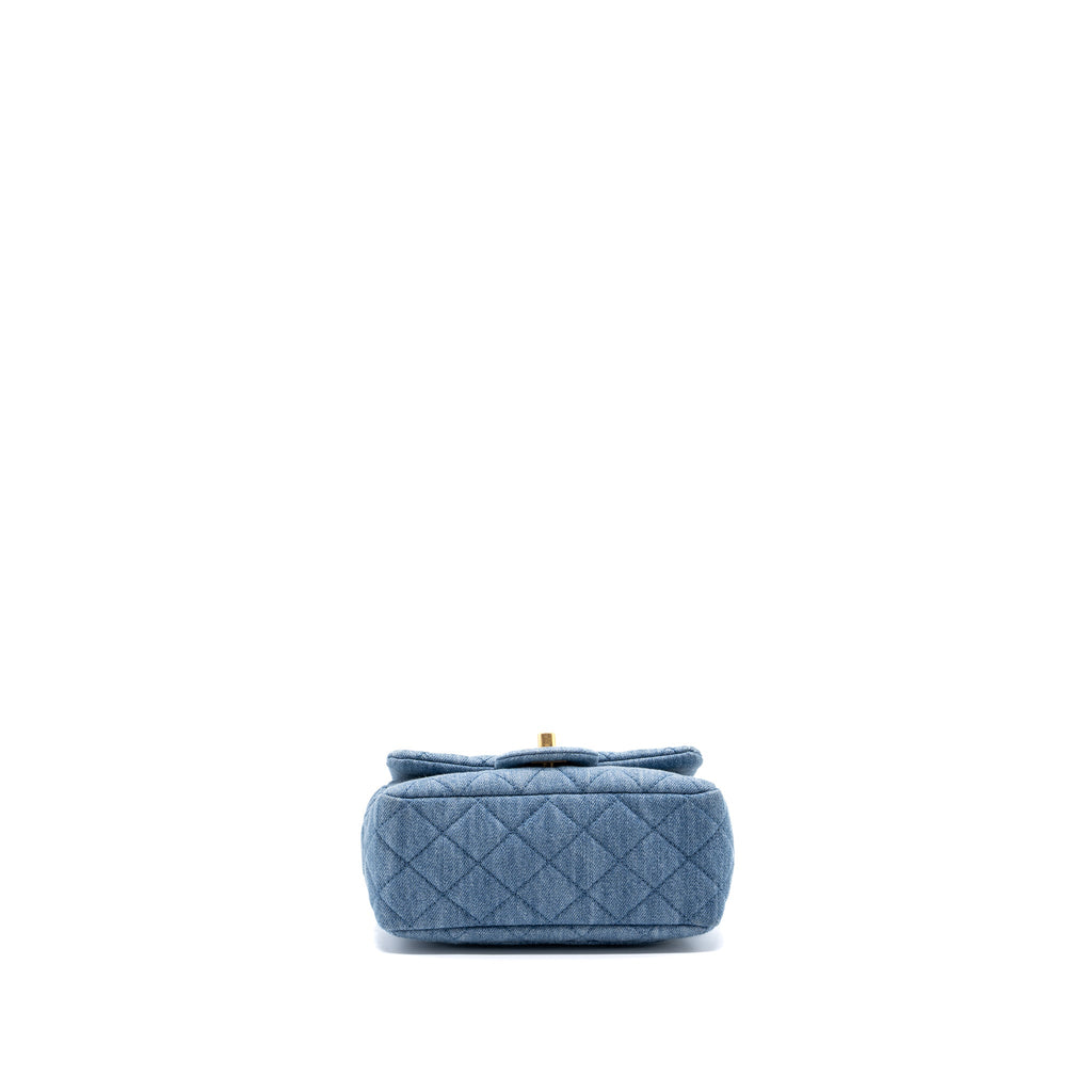 copy-of-chanel-22c-denim-pearl-crush-mini-square-flap-bag-light-blue-microchip