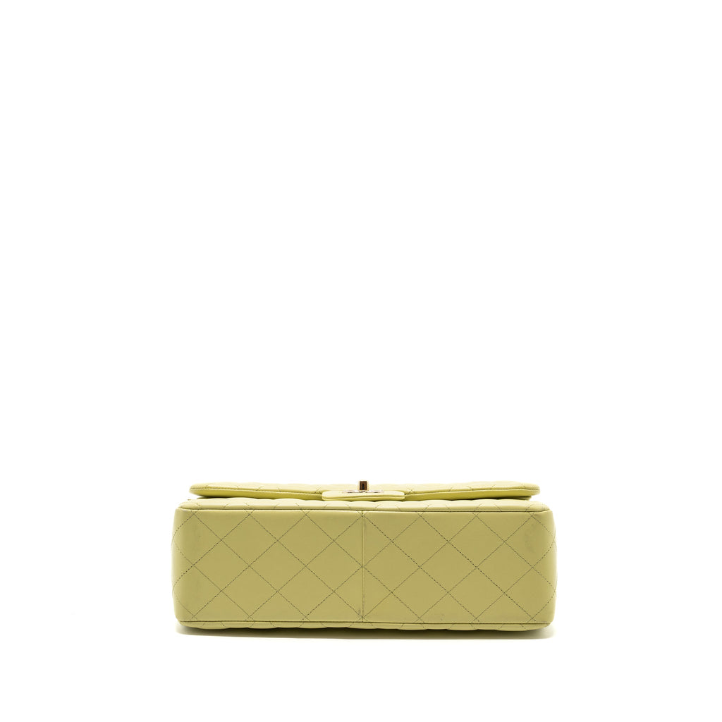 chanel-23c-jumbo-classic-double-flap-bag-lambskin-light-green-lghw-microchip