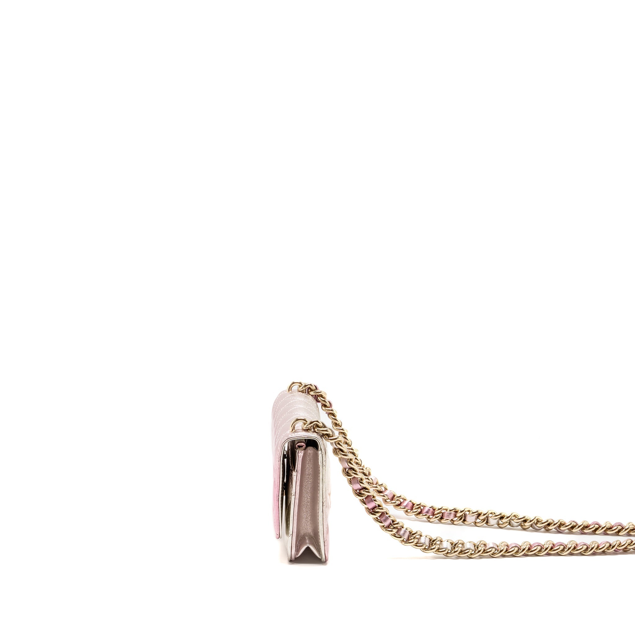 chanel-21k-wallet-on-chain-iridescent-lambskin-lghwmicrochip-copy