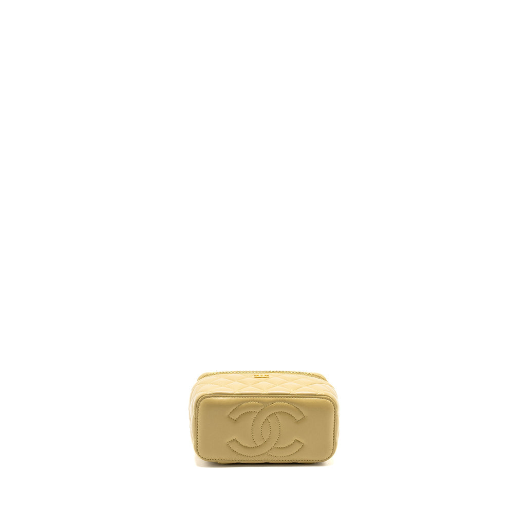 chanel-coco-letter-long-vanity-with-chain-lambskin-green-ghw-microchip-copy