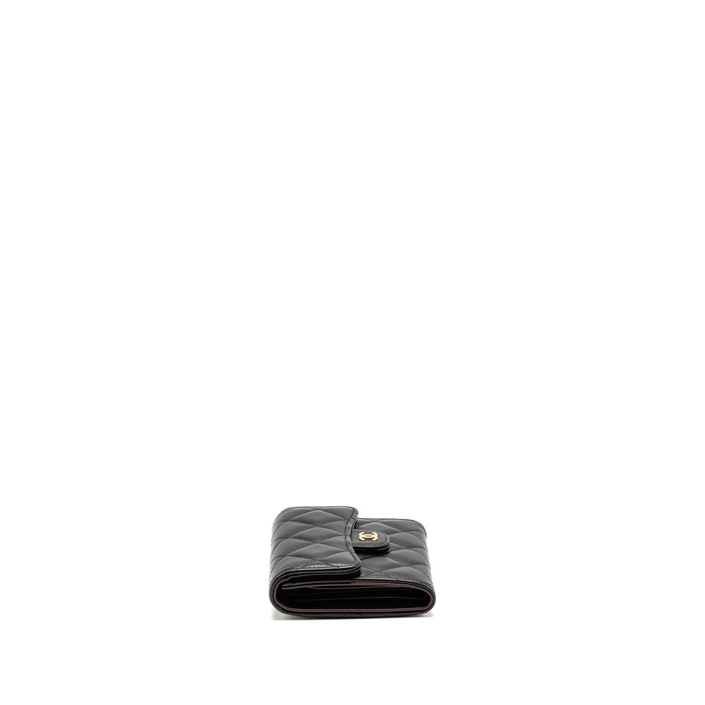 chanel-small-classic-compact-wallet-lambskin-black-lghw-microchip