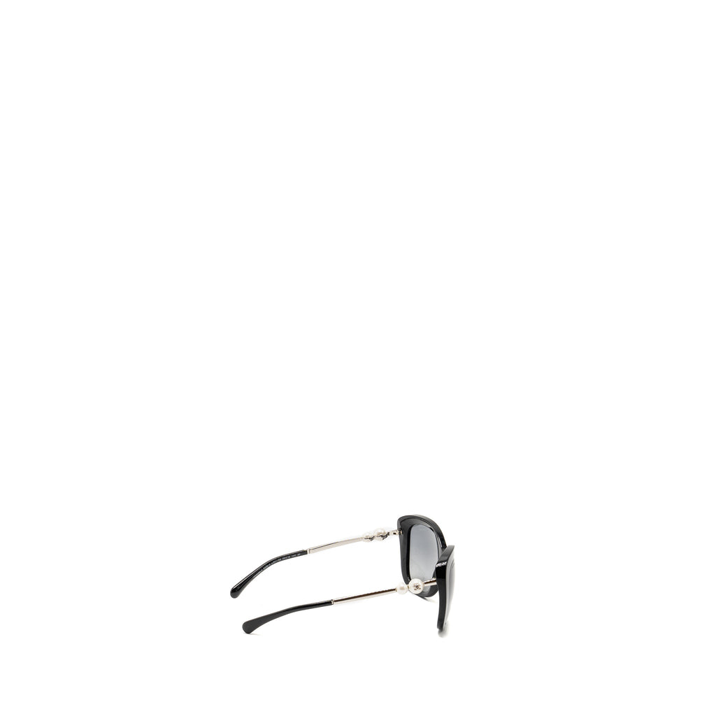 chanel-pearl-decorated-sunglasses-black-shw