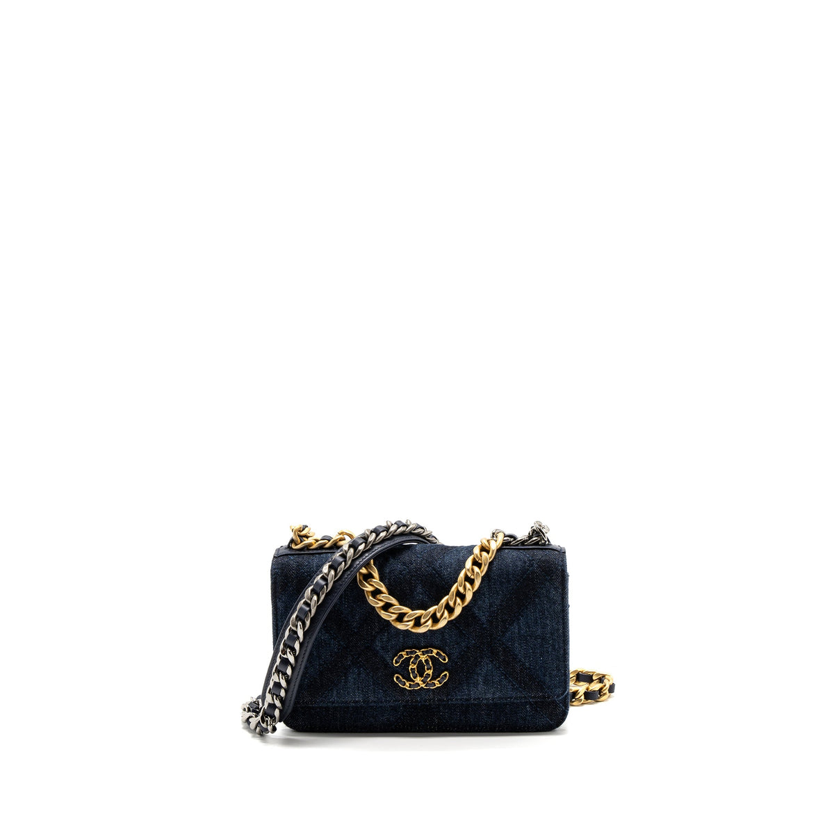 chanel-19-wallet-on-chain-limited-denim-dark-blue-multicolor-hardware-microchip