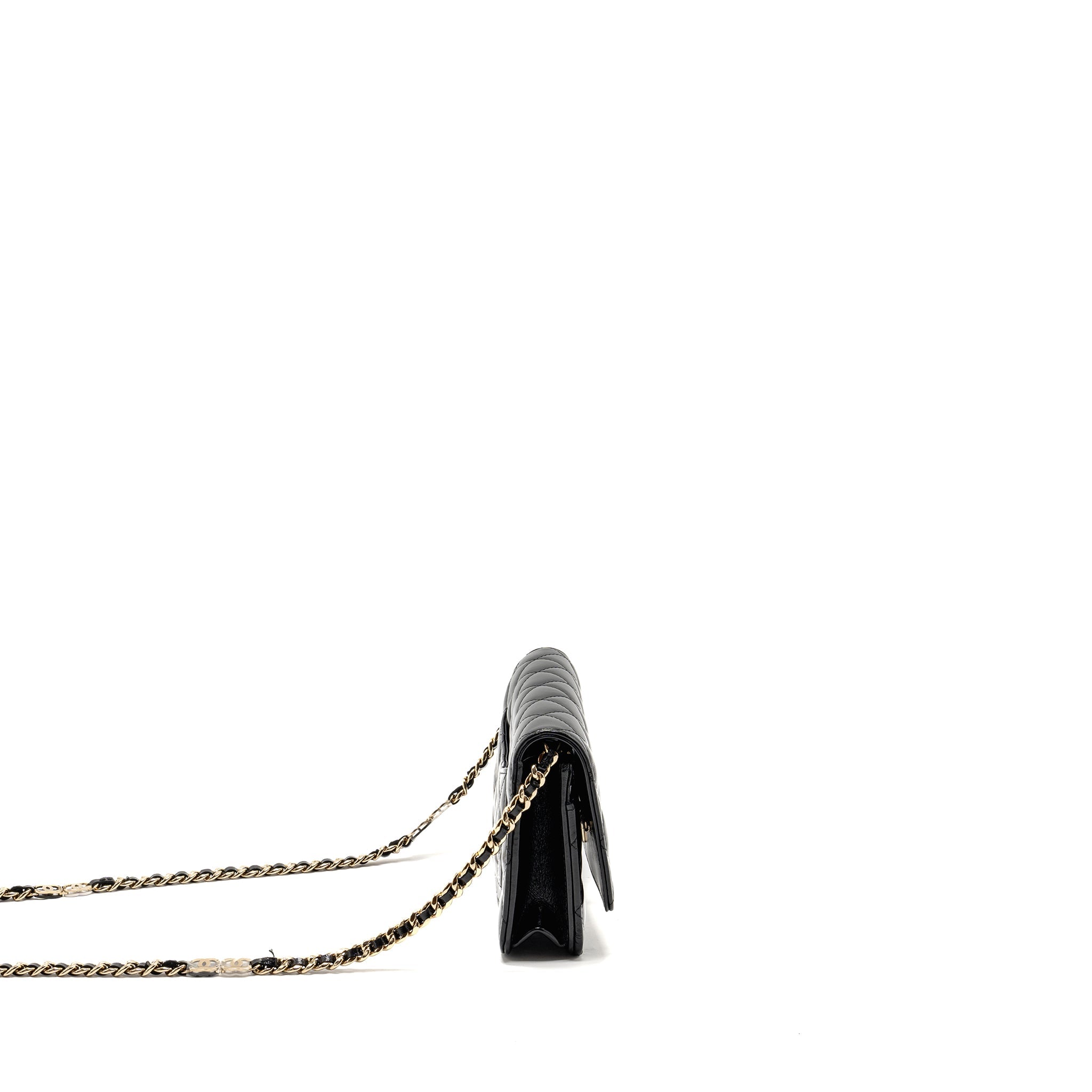chanel-wallet-on-cc-detailed-chain-shiny-lambskin-black-ghw-microchip