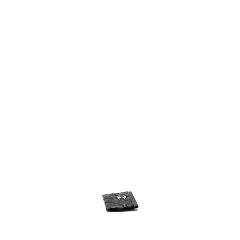 chanel-classic-quilted-card-holder-with-limited-cc-logo-lambskin-black-shw-microchip-copy