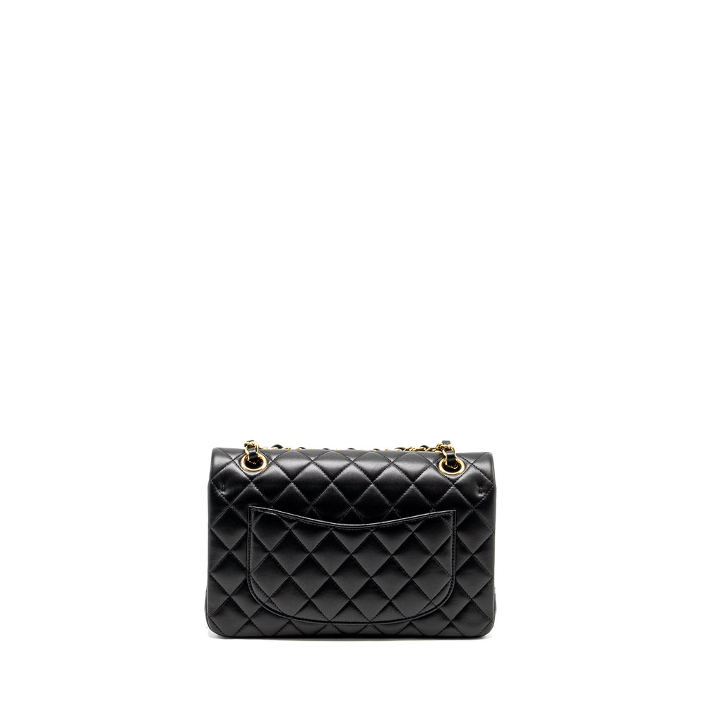 chanel-small-classic-double-flap-bag-lambskin-black-ghwmicrochip