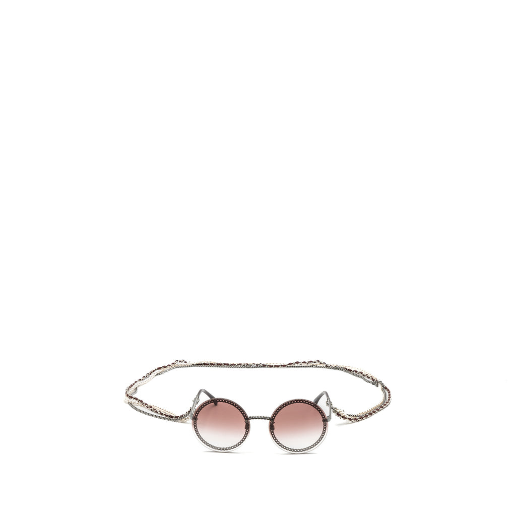 chanel-round-sunglasses-with-chain-red