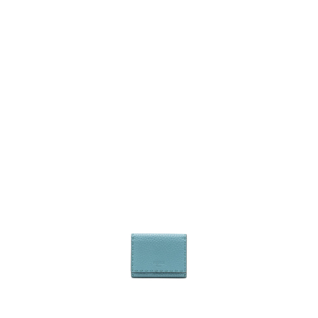 fendi-selleria-card-holder-calf-leather-ocean-blue-cream