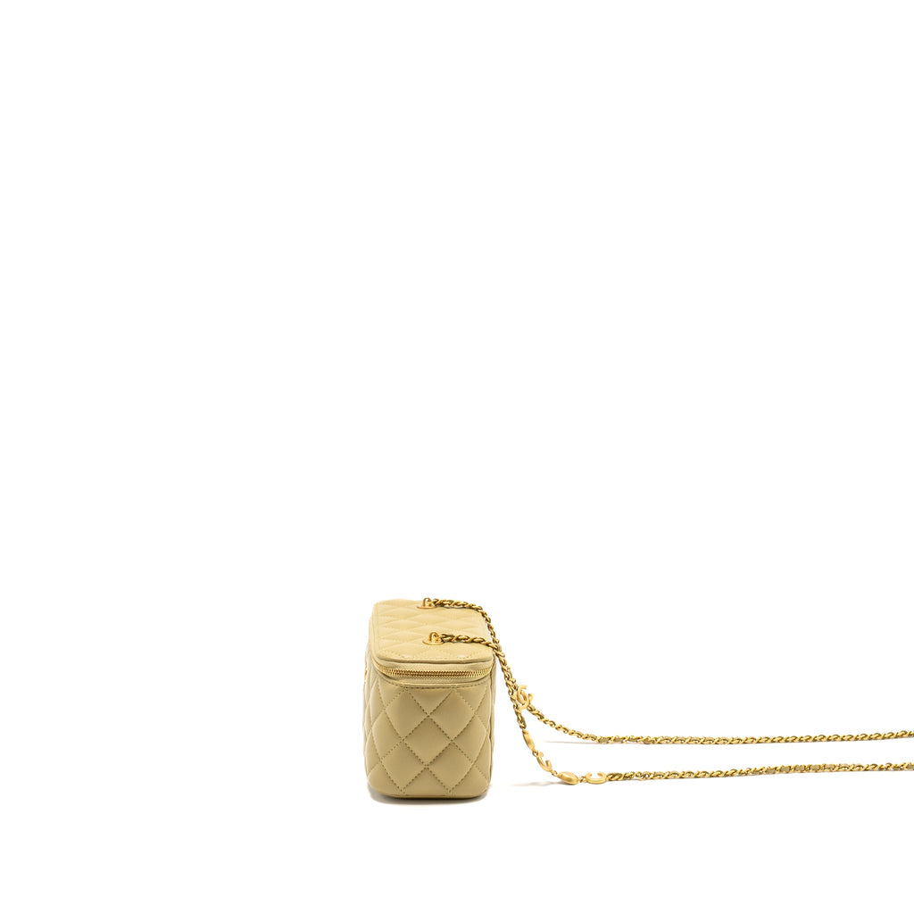 chanel-coco-letter-long-vanity-with-chain-lambskin-green-ghw-microchip-copy