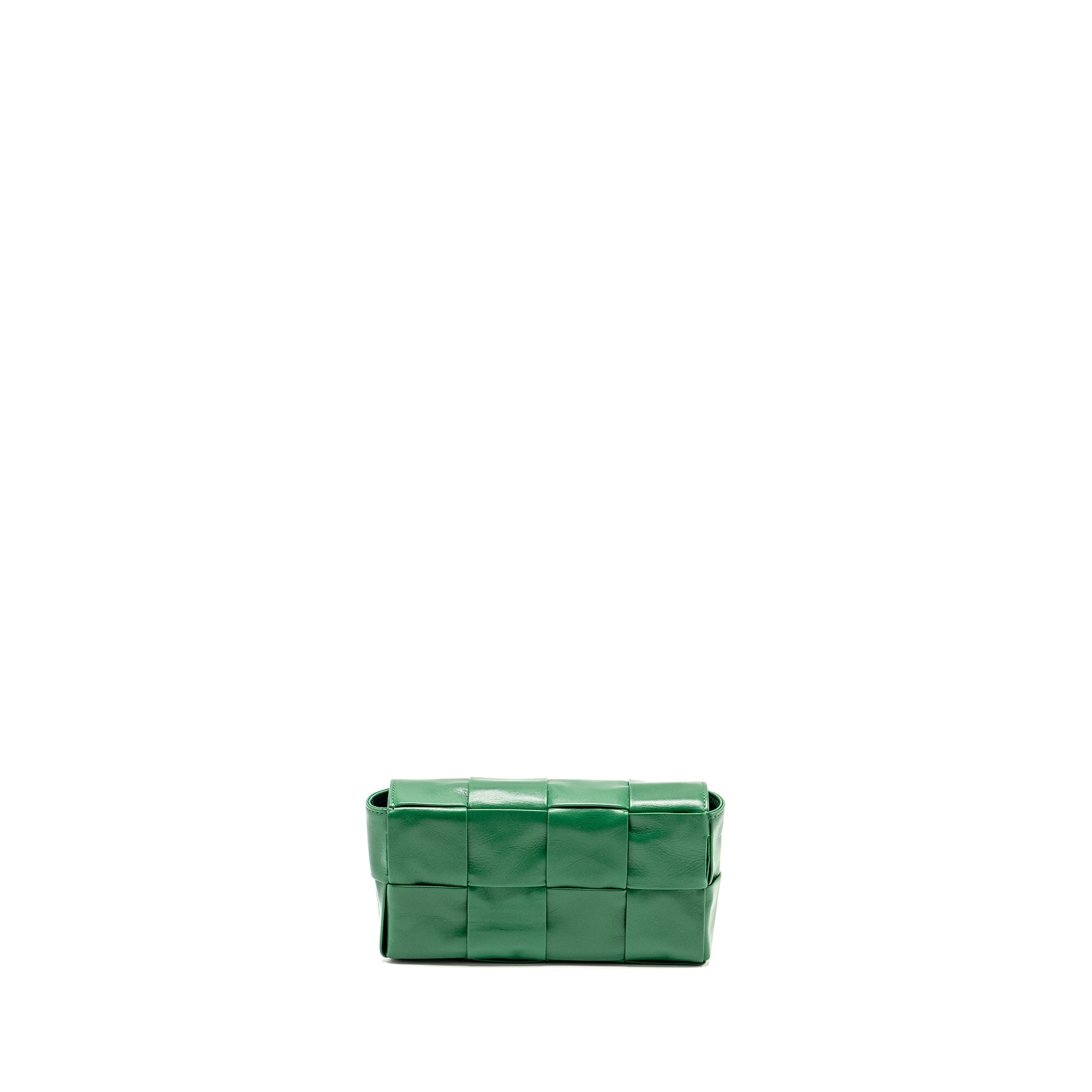 bottega-veneta-cassette-belt-bag-calfskin-green-shw-copy-1