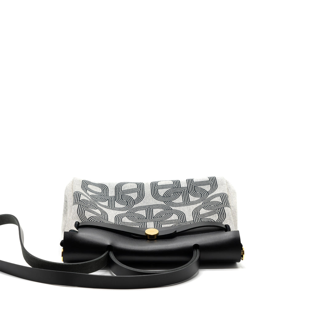 hermes-herbag-31-zip-bag-toile-h-plume-canvas-hunter-leather-black-ecru-ghw-stamp-u