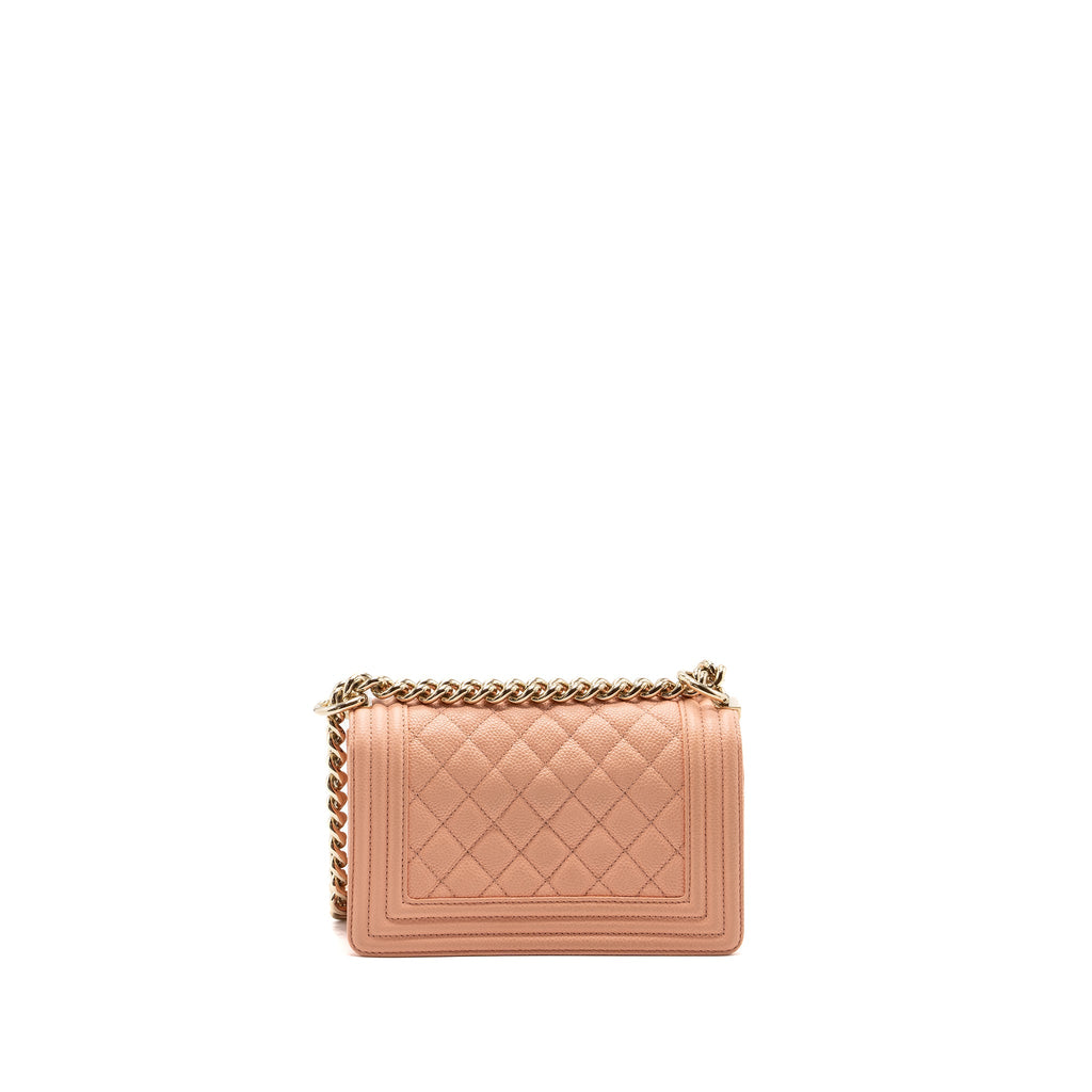 chanel-small-boy-bag-caviar-light-pink-lghw