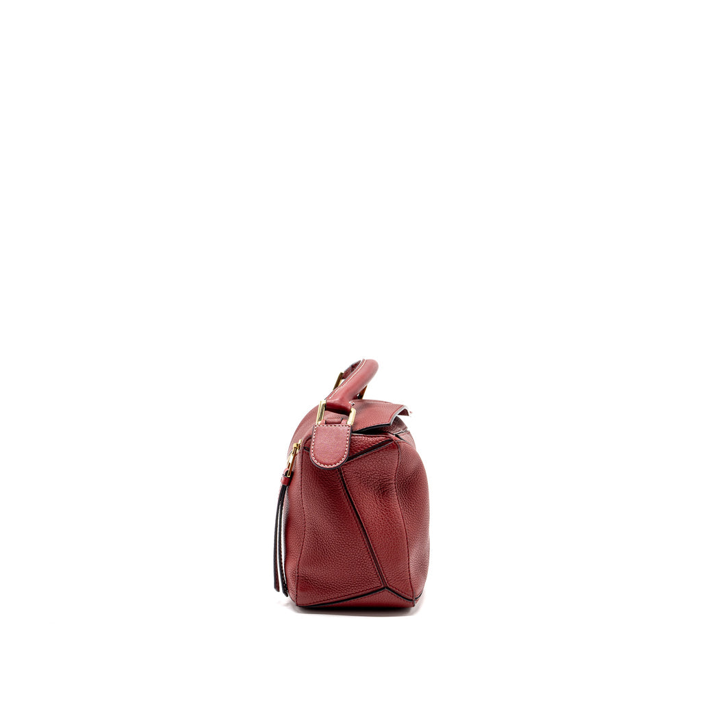 loewe-small-puzzle-grained-calfskin-red-ghw
