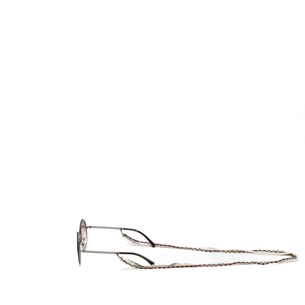 chanel-round-sunglasses-with-chain-red