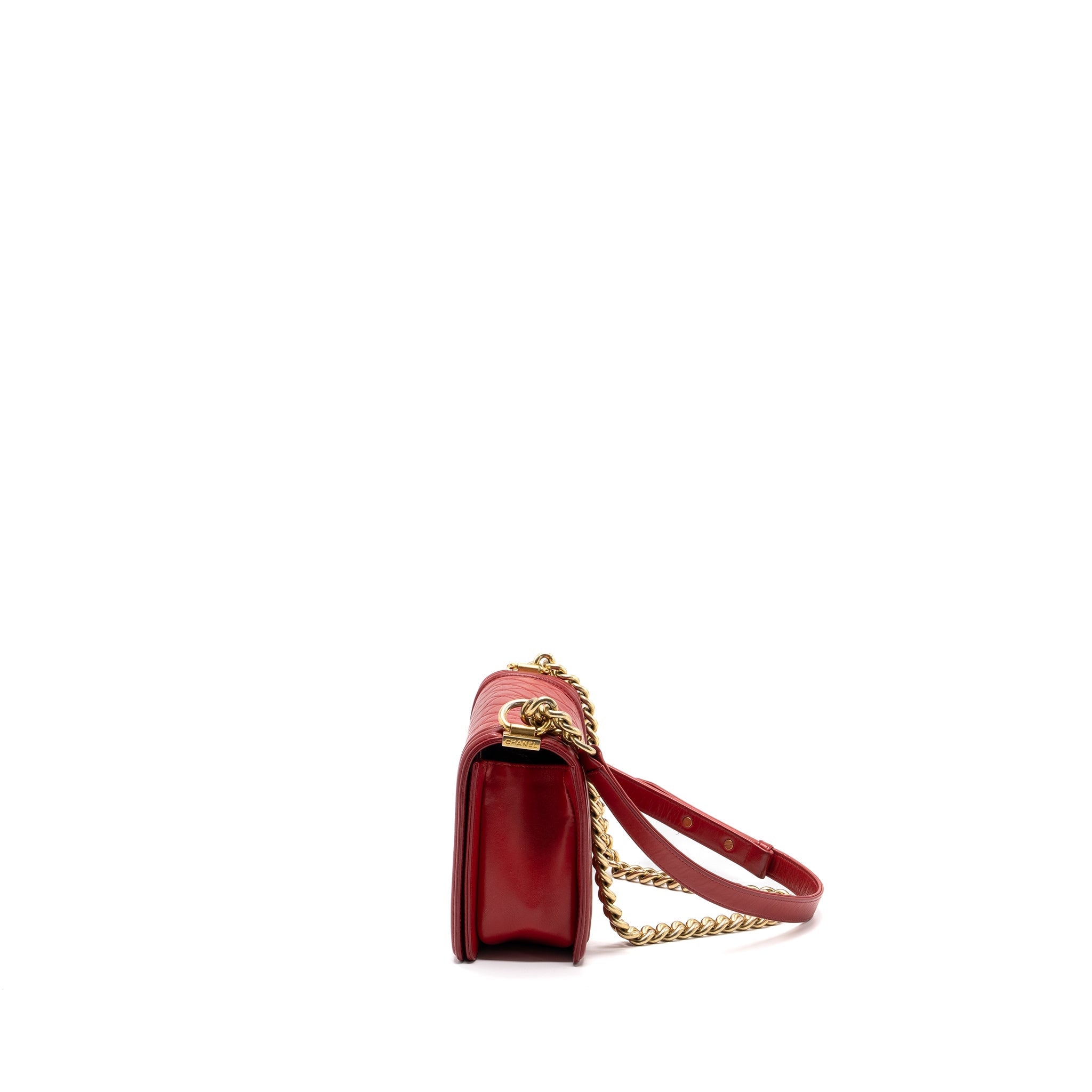 chanel-medium-boy-bag-red-brushed-ghw